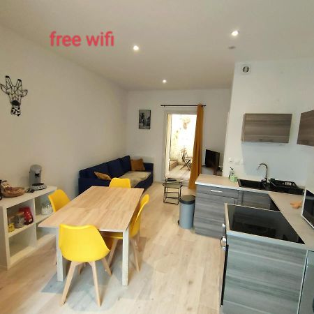 Patio Cosy Appartement Thizy-les-Bourgs Buitenkant foto